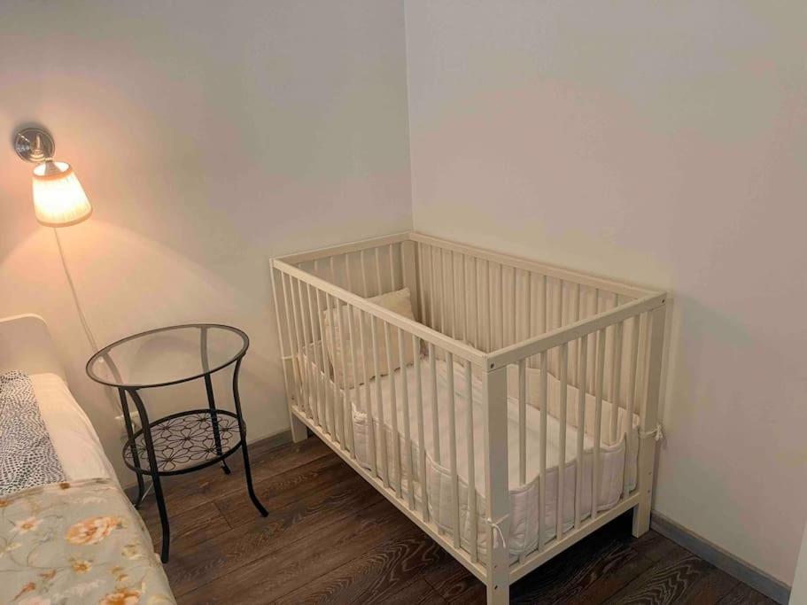 Knezits Spacious Ac Terrace Free Parking Boedapest Buitenkant foto